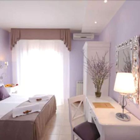 Hotel I Due Cigni Montepulciano Stazione Esterno foto