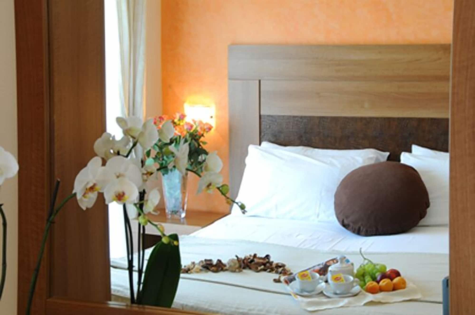 Hotel I Due Cigni Montepulciano Stazione Esterno foto