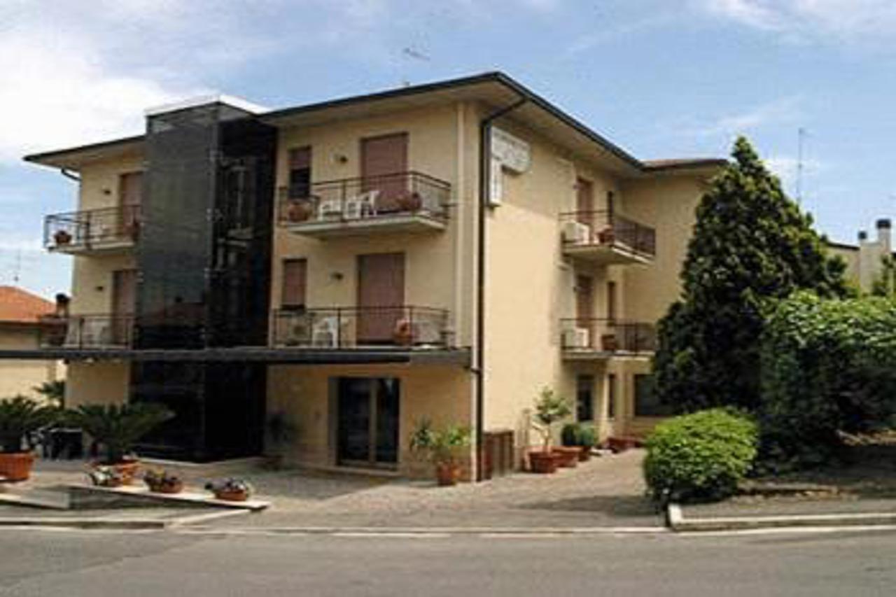 Hotel I Due Cigni Montepulciano Stazione Esterno foto